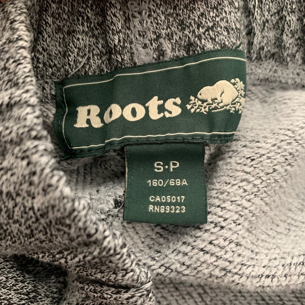 Roots mens Track pants they don’t fit me anymore. - Picture 2 of 2